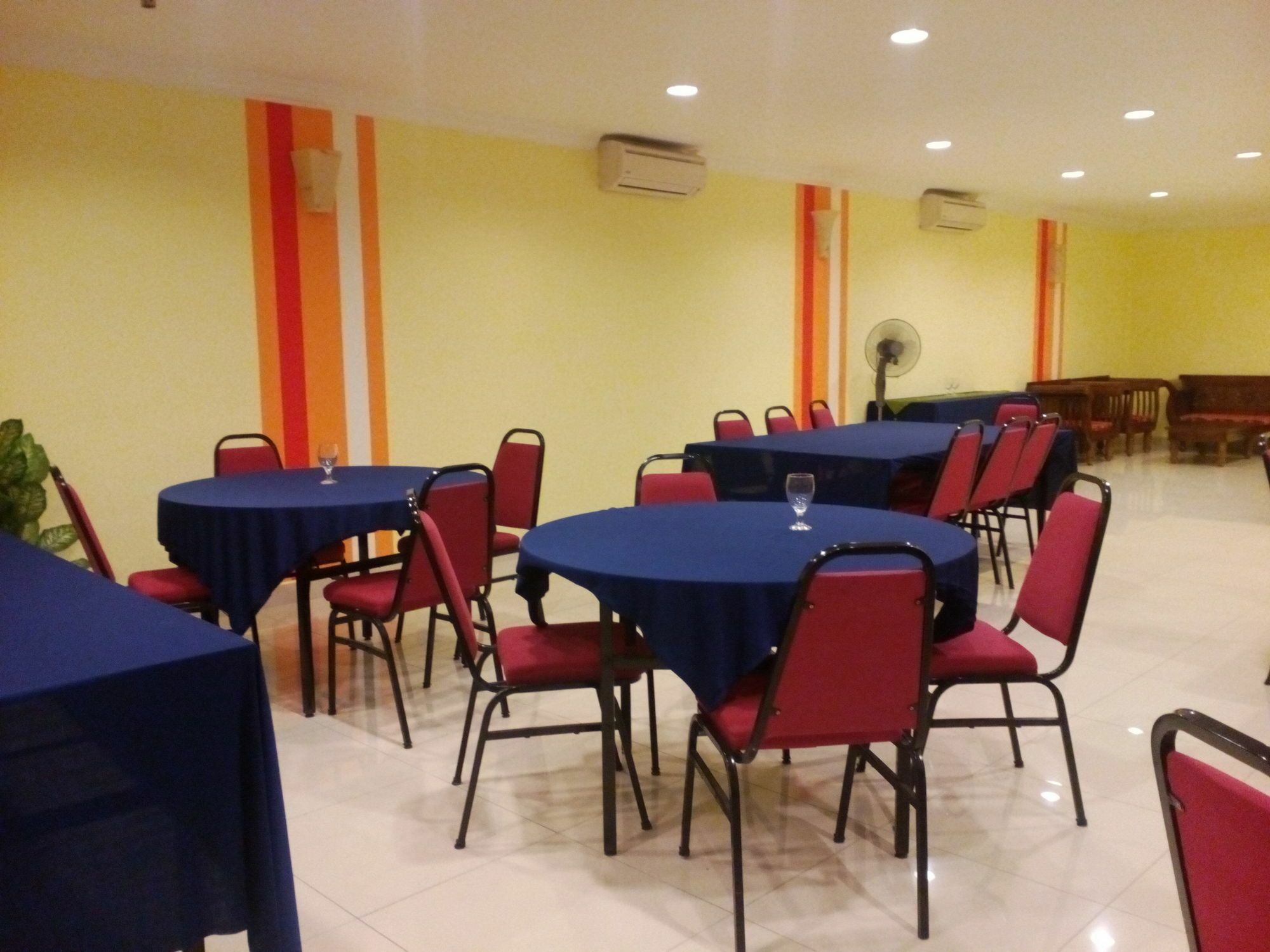 Sun Inns Hotel Cheras - Balakong Экстерьер фото